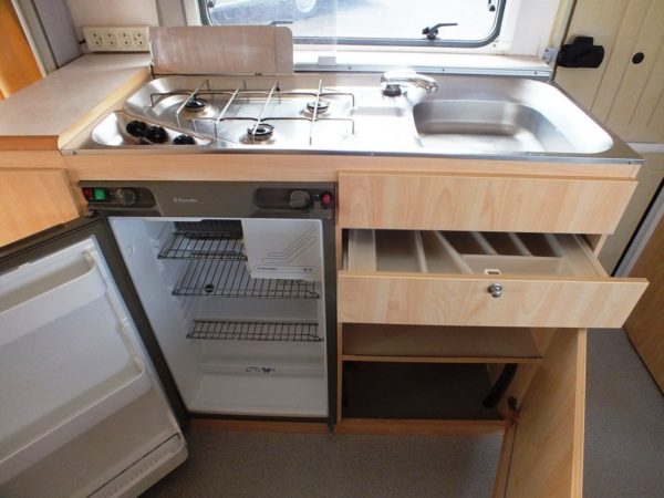 BEYERLAND Sprinter 440 TMV bj.2000, met VOORTENT - Afbeelding 19