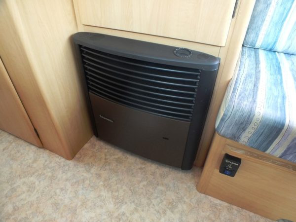 ADRIA Unica 430 DD bj.2000, VOORTENT UITBOUW, LUIFEL, BOILER - Afbeelding 18