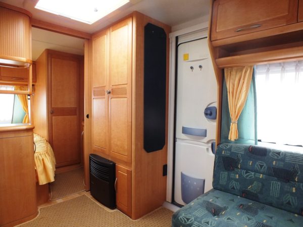 HOBBY Exclusive 495 UFE bj.2002, met FRANS BED en DOUCHE - Afbeelding 18
