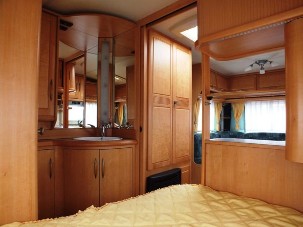 HOBBY Exclusive 495 UFE bj.2002, met FRANS BED en DOUCHE - Afbeelding 19