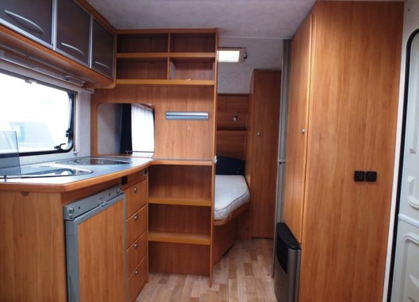 Adria Adora 462 PU bj.2004, met VOORTENT en DOUCHE - Afbeelding 8