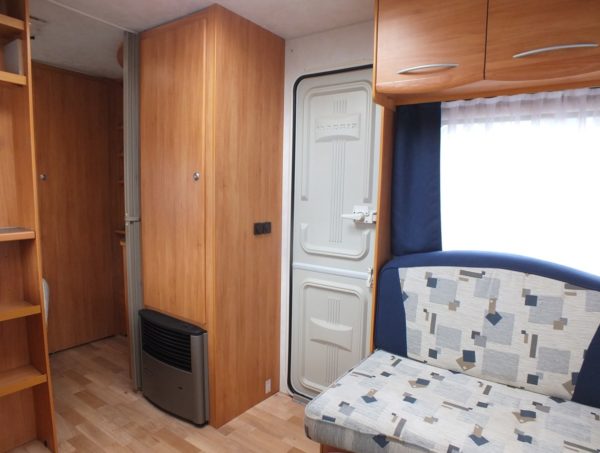 Adria Adora 462 PU bj.2004, met VOORTENT en DOUCHE - Afbeelding 16
