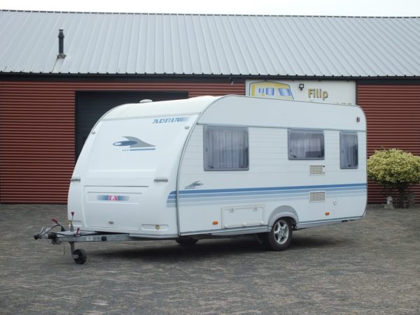 Adria Adora 462 PU bj.2004, met VOORTENT en DOUCHE - Afbeelding 2
