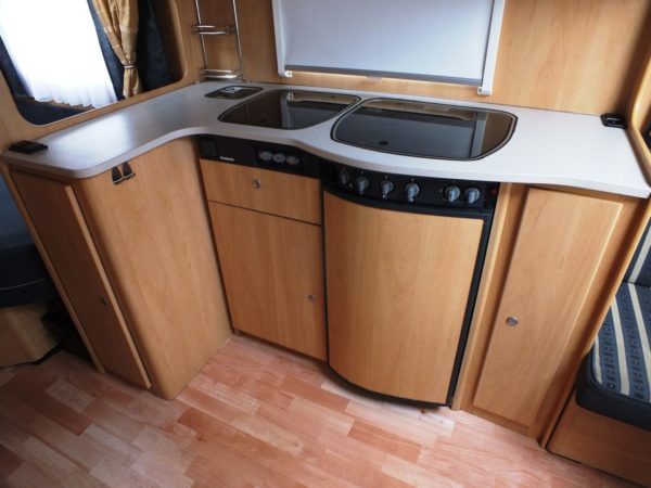 DETHLEFFS Camper 510 DB bj.2004, met TRUMA MOVER en DOUCHE - Afbeelding 14