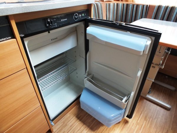 DETHLEFFS Camper bj.2011, MOVER, VOORTENT, UITBOUW, DOUCHE - Afbeelding 18