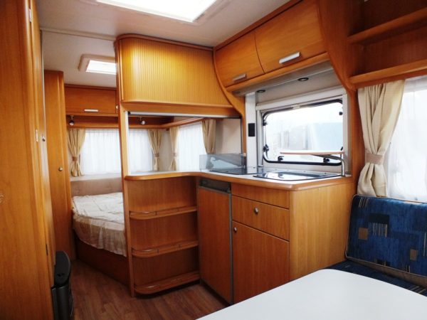 Chateau 450, bj.2007 met frans bed, voortent en luifel - Afbeelding 6