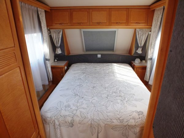 Hobby Exclusive 560 bj.2005 MET MOVER, VOORTENT en QUEENSBED - Afbeelding 23