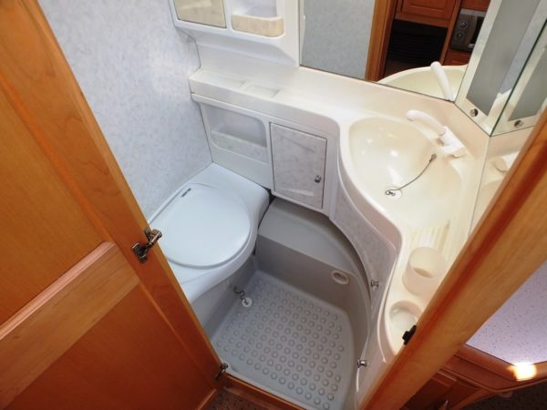 Hobby Exclusive 560 bj.2005 MET MOVER, VOORTENT en QUEENSBED - Afbeelding 16