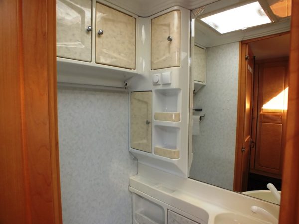 Hobby Exclusive 560 bj.2005 MET MOVER, VOORTENT en QUEENSBED - Afbeelding 15