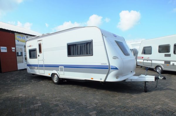 Hobby Exclusive 560 bj.2005 MET MOVER, VOORTENT en QUEENSBED - Afbeelding 8