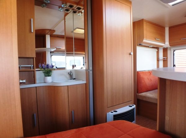 Eifelland Holiday 465, bj.2009 met voortent - Afbeelding 14