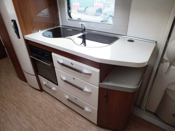 Hobby Vip 645 UMFE BJ. 2015 MIDDENZIT, VOORTENT - Afbeelding 42