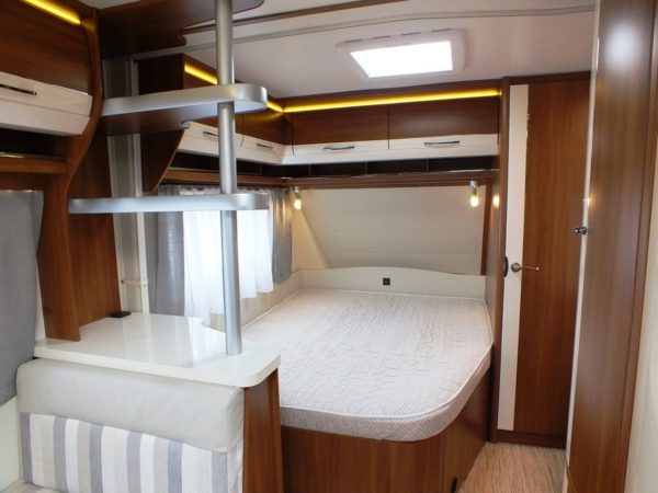 Hobby Vip 645 UMFE BJ. 2015 MIDDENZIT, VOORTENT - Afbeelding 18