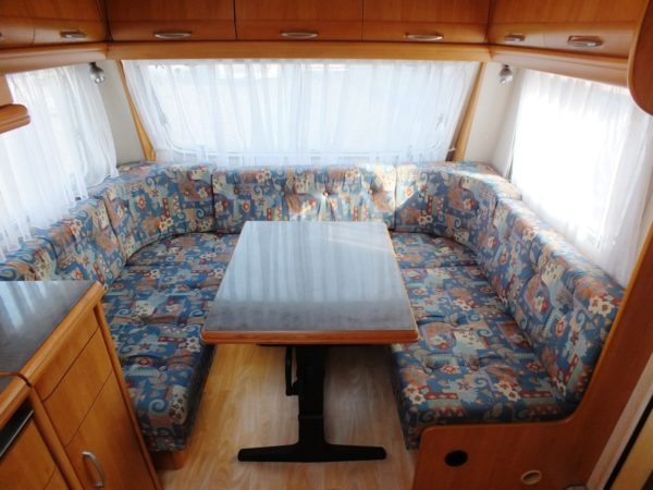 Hobby Excellent 495 bj.2000 MET AIRCO, voortent en luifel - Afbeelding 11