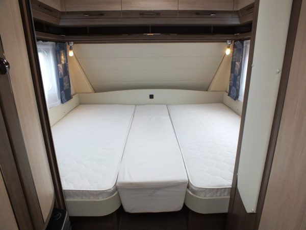 Hobby De Luxe 560UL, bj.2015 TOP STAAT - Afbeelding 14