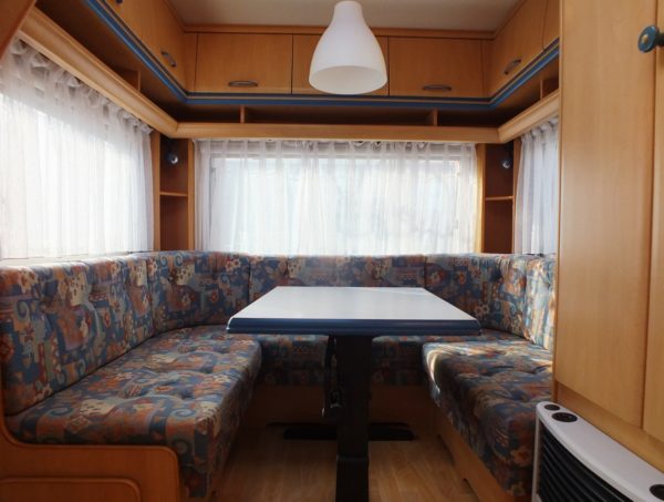 HOBBY De Luxe 450 UF bj.2000, met VAST BED, VOORTENT, BOILER - Afbeelding 6