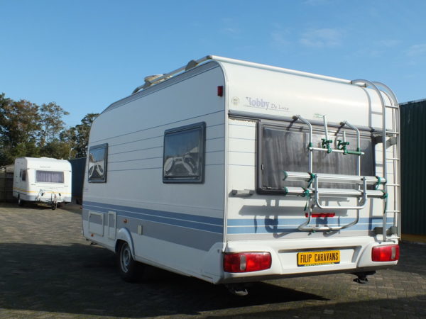 HOBBY De Luxe 450 UF bj.2000, met VAST BED, VOORTENT, BOILER - Afbeelding 3