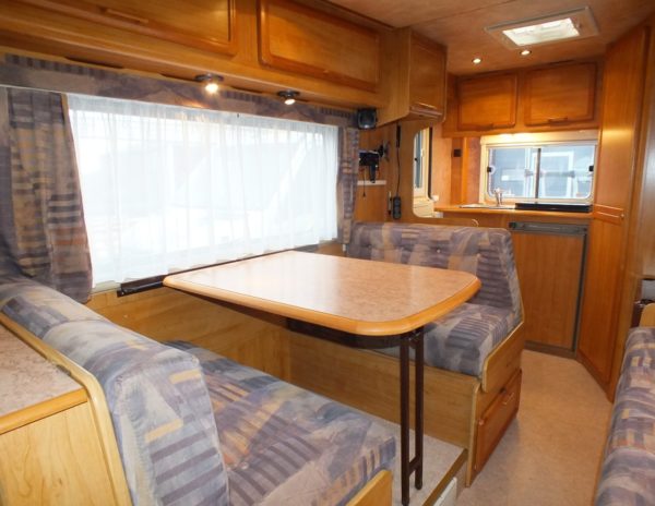 CAMPER RAPIDO VOLKSWAGEN T4 2.4 DIESEL bj.95 - Afbeelding 8