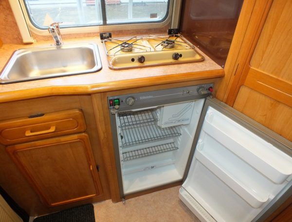 CAMPER RAPIDO VOLKSWAGEN T4 2.4 DIESEL bj.95 - Afbeelding 18