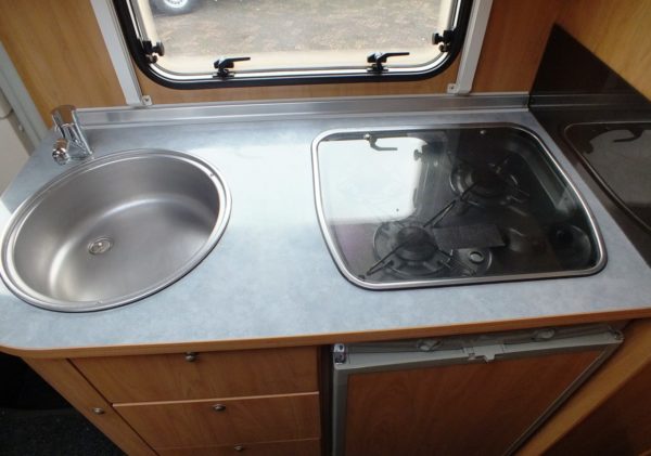 CAMPER BURSTNER T-STAR 710, MERCEDES 316CDI, bj.2004 - Afbeelding 17