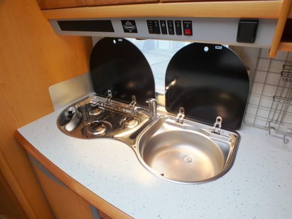 Hobby Prestige 720UMF, bj. 2003, 5 persoons - Afbeelding 19