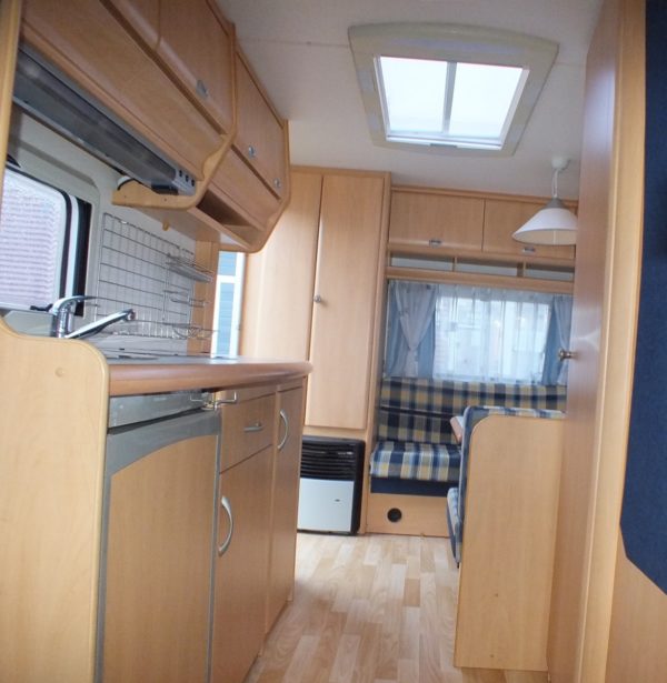 HOBBY De Luxe 440 SB bj.2002, met VOORTENT - Afbeelding 8