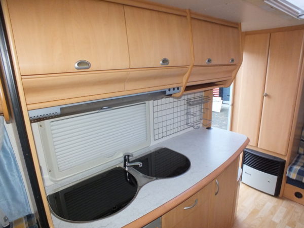 HOBBY De Luxe 440 SB bj.2002, met VOORTENT - Afbeelding 13