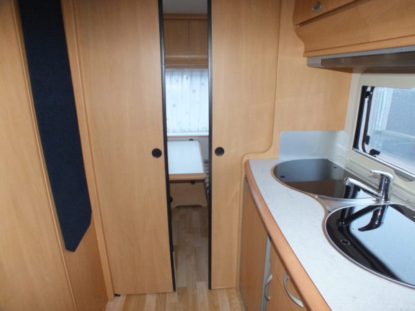 HOBBY De Luxe 440 SB bj.2002, met VOORTENT - Afbeelding 22