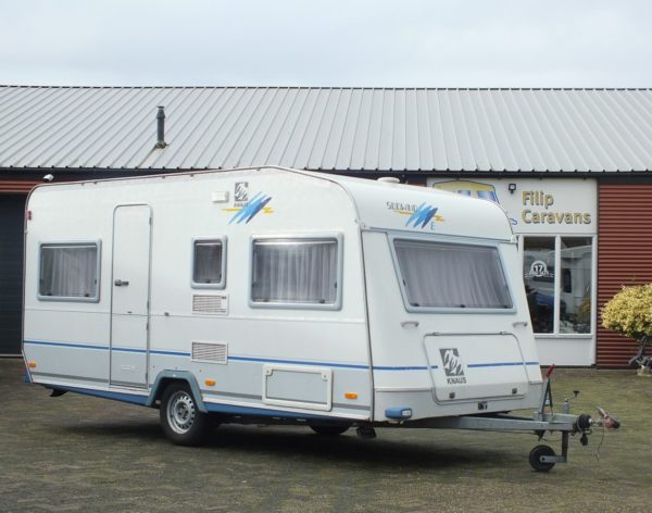 KNAUS Blue Line 450 bj.97, met ZAKLUIFEL