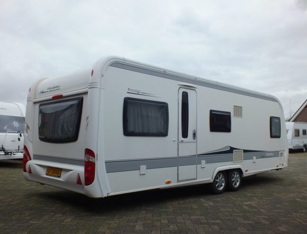 HOBBY Prestige 650 UMFE bj.2011, met AIRCO en VOORTENT - Afbeelding 4