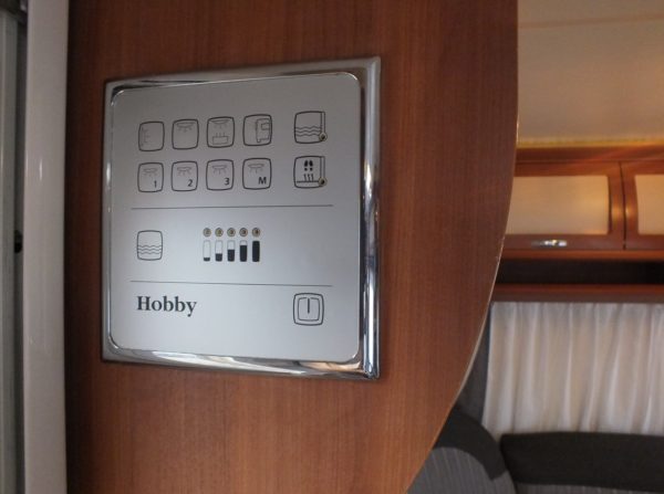 HOBBY Prestige 650 UMFE bj.2011, met AIRCO en VOORTENT - Afbeelding 25