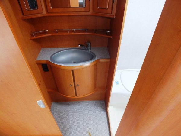 LMC Favorit 555k1 BJ.2005, met MOVER, AIRCO EN VOORTENT - Afbeelding 24