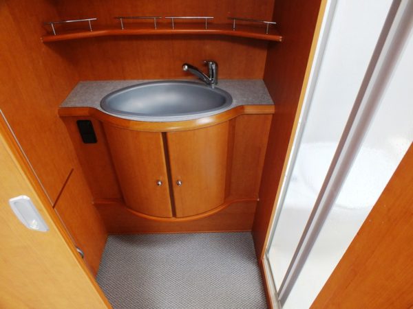 LMC Favorit 555k1 BJ.2005, met MOVER, AIRCO EN VOORTENT - Afbeelding 21