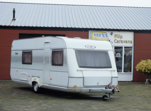 LMC Favorit 555k1 BJ.2005, met MOVER, AIRCO EN VOORTENT