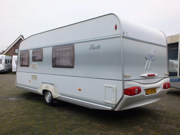 LMC Favorit 555k1 BJ.2005, met MOVER, AIRCO EN VOORTENT - Afbeelding 4