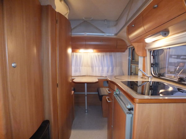 ERIBA Touring 430 GT bj.2006, VAST BED, CASSETTE WC, MOVER - Afbeelding 9