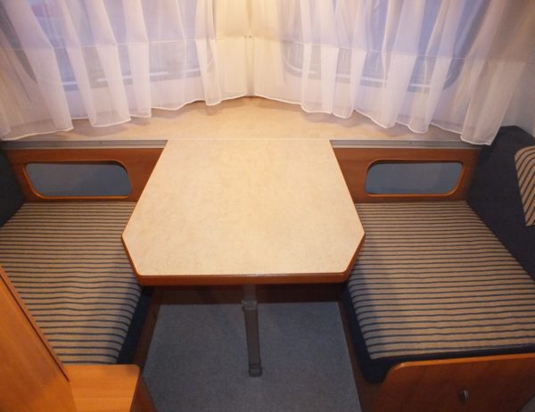 ERIBA Touring 430 GT bj.2006, VAST BED, CASSETTE WC, MOVER - Afbeelding 11
