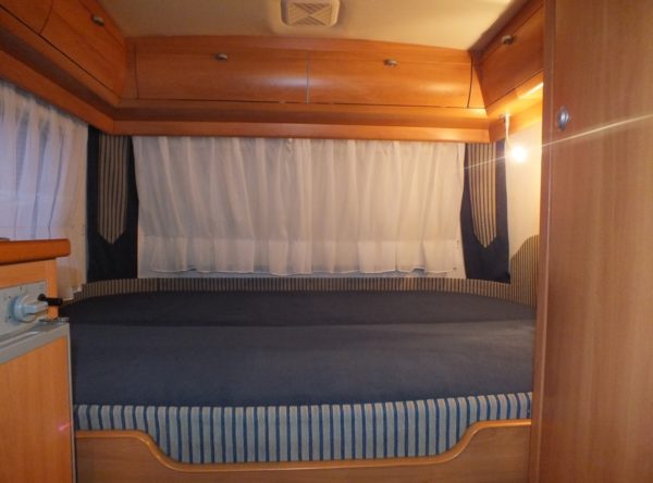 ERIBA Touring 430 GT bj.2006, VAST BED, CASSETTE WC, MOVER - Afbeelding 8