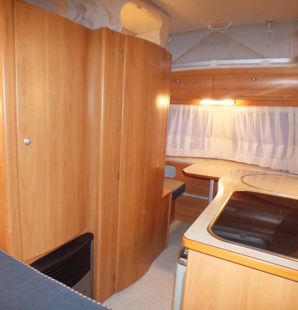 ERIBA Touring 430 GT bj.2006, VAST BED, CASSETTE WC, MOVER - Afbeelding 18