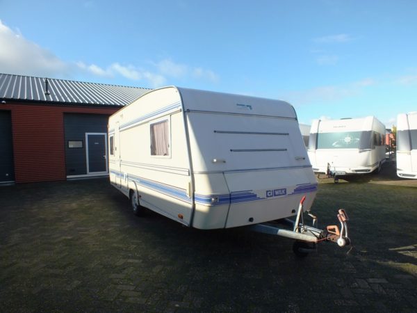 Wilk 580, bj.96 met fransbed en voortent - Afbeelding 2