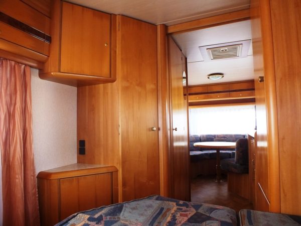 Wilk 580, bj.96 met fransbed en voortent - Afbeelding 18