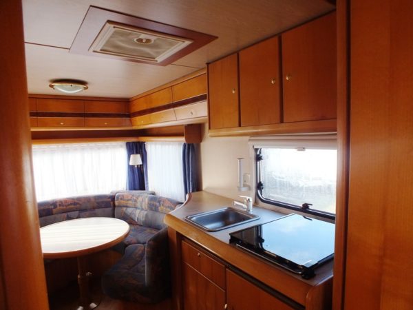 Wilk 580, bj.96 met fransbed en voortent - Afbeelding 12