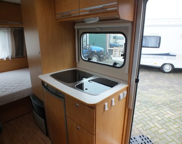 STERCKEMAN Starlett 470PE bj.2010, 7 SLAAPPLAATSEN, VOORTENT - Afbeelding 13