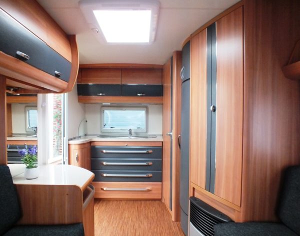 HOBBY De Luxe 380 TB bj.2011, met THULE ZAKLUIFEL - Afbeelding 9