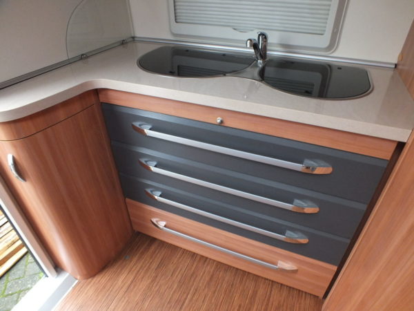 HOBBY De Luxe 380 TB bj.2011, met THULE ZAKLUIFEL - Afbeelding 11