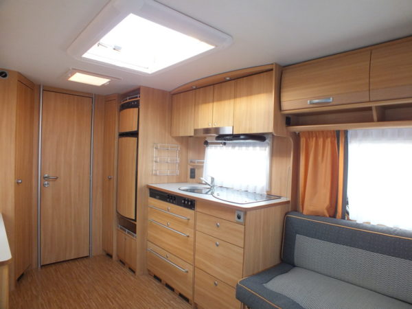 DETHLEFFS SNOW 750 DBM met AIRCO, MOVER, ALDE VERWARMING - Afbeelding 14