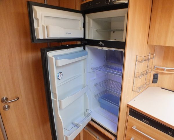 DETHLEFFS SNOW 750 DBM met AIRCO, MOVER, ALDE VERWARMING - Afbeelding 22