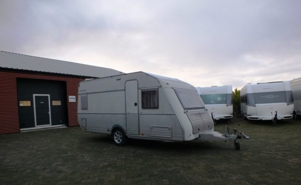 KIP Star Line 47SGB, bj.2000 met FRANSBED, VOORTENT, LUIFEL