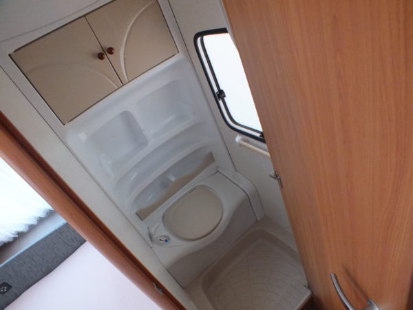 HOBBY De Luxe 560 KMFE bj.2010, 6 SLAAPPLAATSEN, VOORTENT - Afbeelding 22