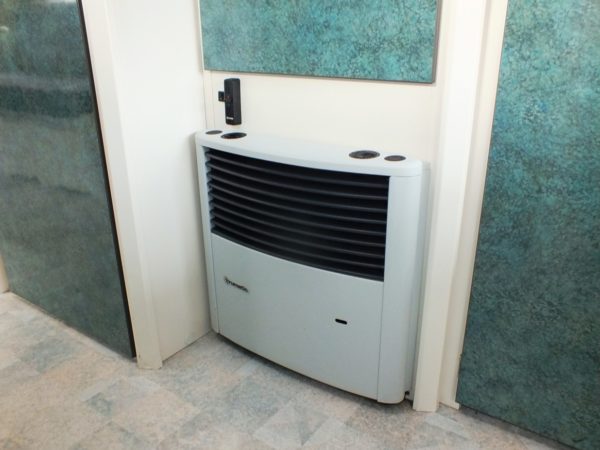 KIP HY-LINE 50 T bj.97, met MOVER, GASBOILER, ZONNEPANEEL - Afbeelding 19
